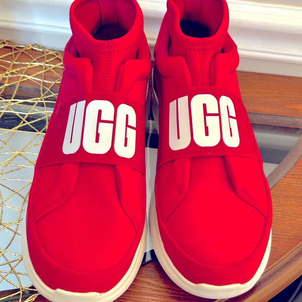 UGG Neutra Neoprene Sneaker NWOB